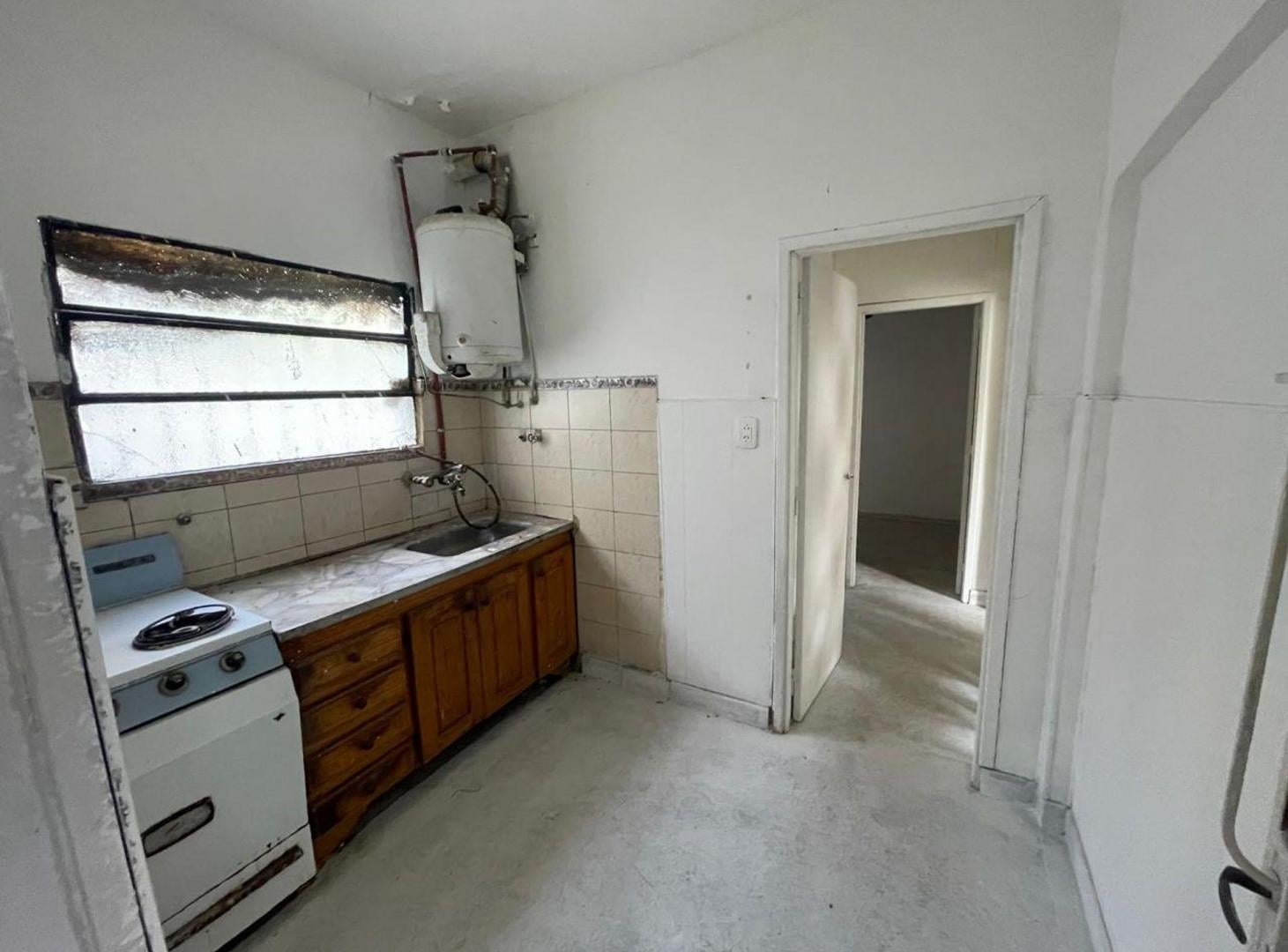 Foto de VENTA PH 3 AMBIENTES SIN EXPENSAS MORON CENTRO, imagen 4