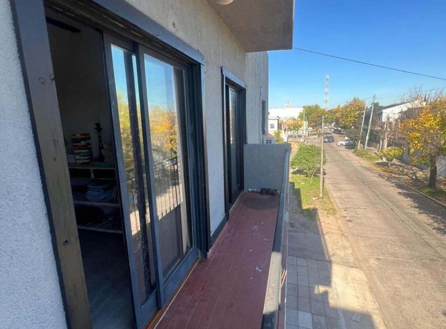 Foto de ALQUILER DEPARTAMENTO 3 AMBIENTES EN MORON, imagen 5