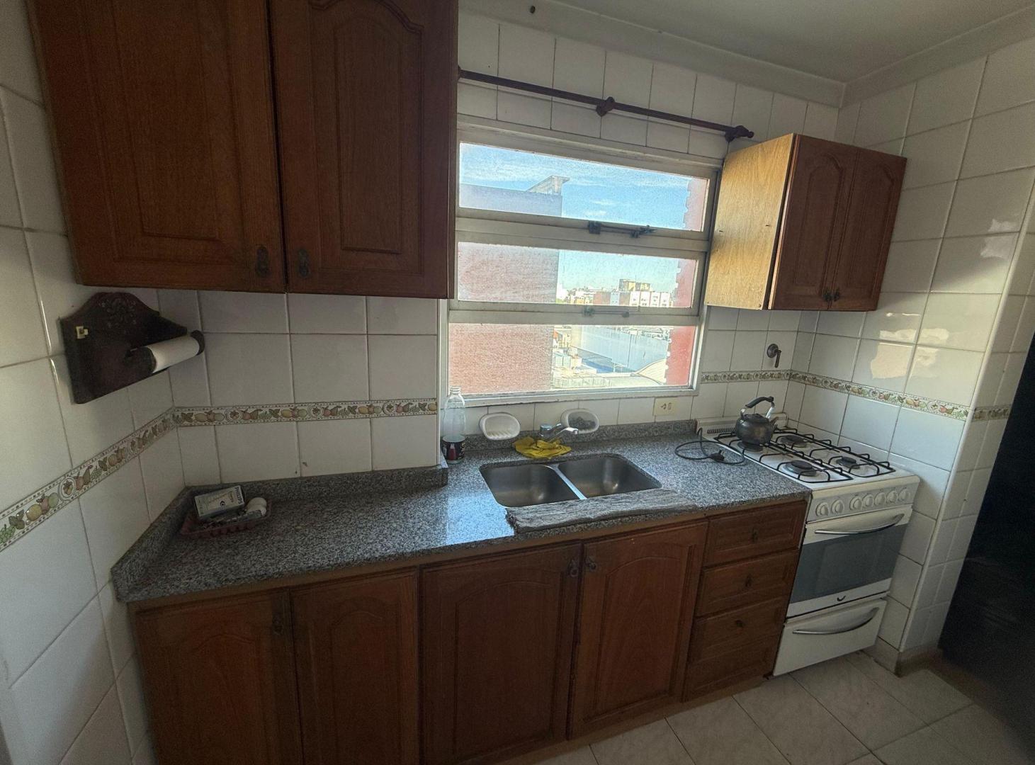 Foto de VENTA DEPARTAMENTO 4 AMBIENTES EN MORON CENTRO, imagen 4