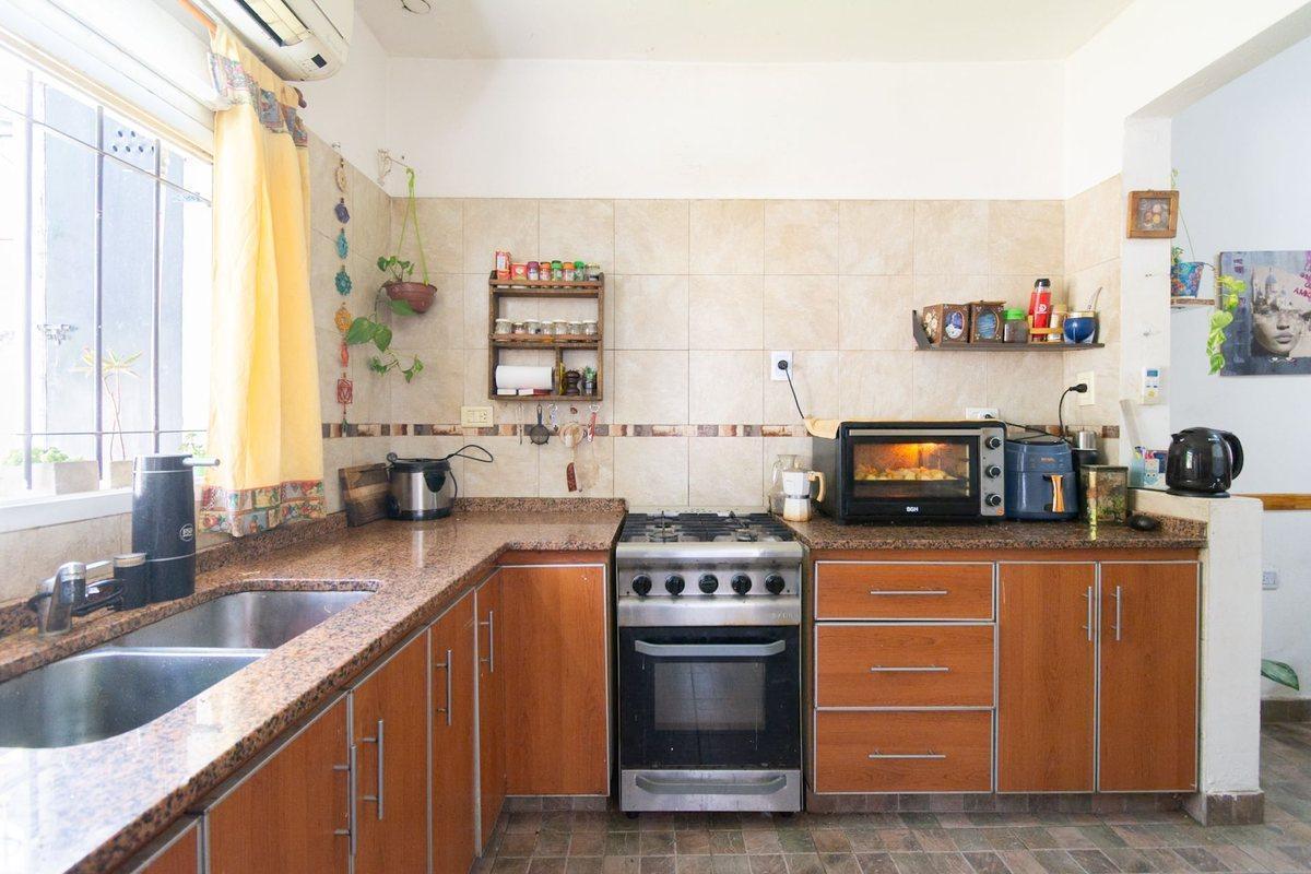 Foto de VENTA CASA 3 AMBIENTES RAMOS MEJIA CON COCHERA, imagen 5