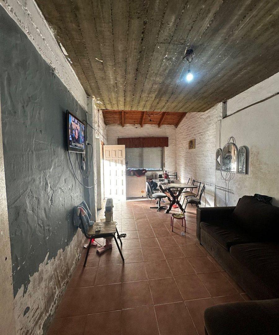 Foto de VENTA CASA 4 AMBIENTES EN MERLO, imagen 2