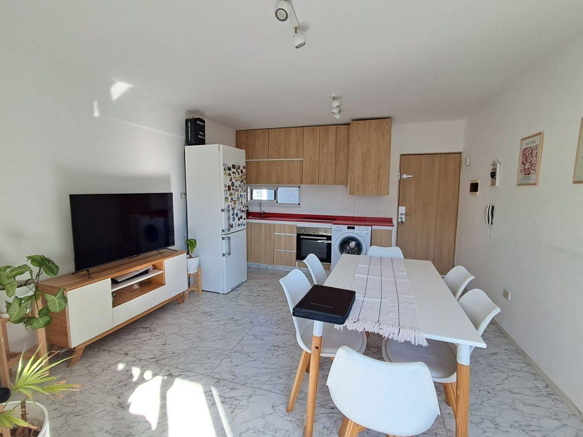 Foto de VENTA DEPARTAMENTO DOS AMBIENTES MORON CENTRO, imagen 2