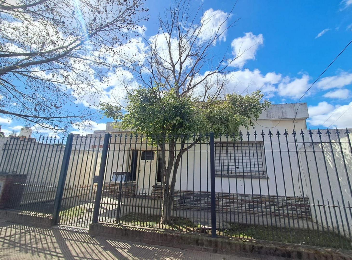 Foto de VENTA CASA 4 AMBIENTES HURLINGHAM, imagen 5