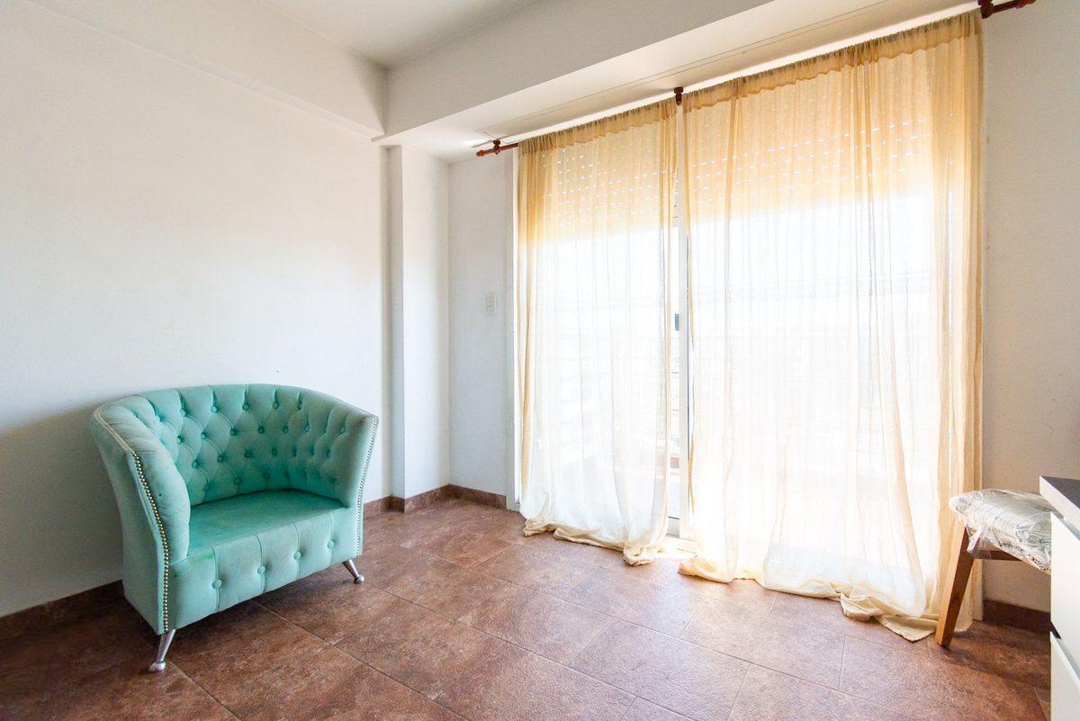 Foto de DEPARTAMENTO VENTA 2 AMB MORON A CREDITO AMENITIES, imagen 2