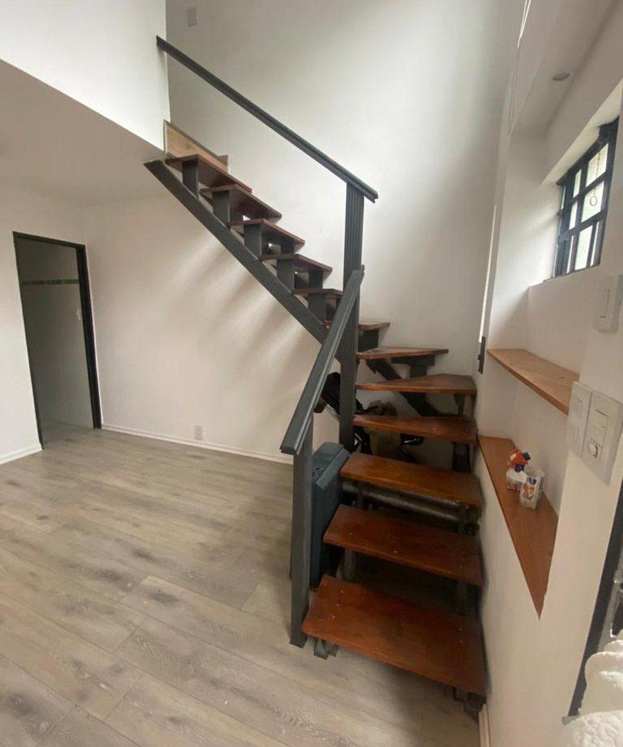 Foto de Venta departamento duplex 2 amb Castelar Norte, imagen 2