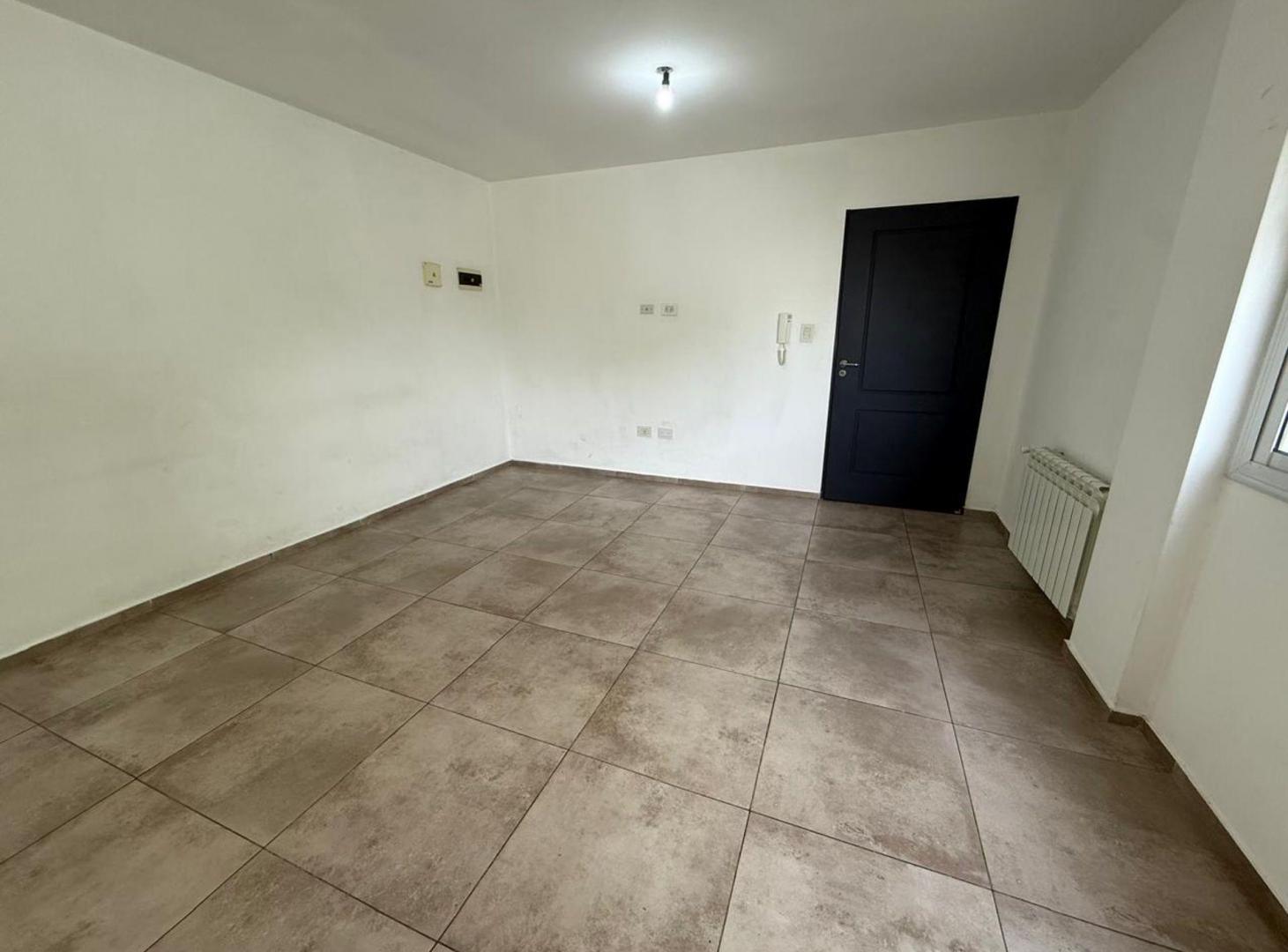 Foto de DEPARTAMENTO 2 AMBIENTES EN ALQUILER, imagen 2
