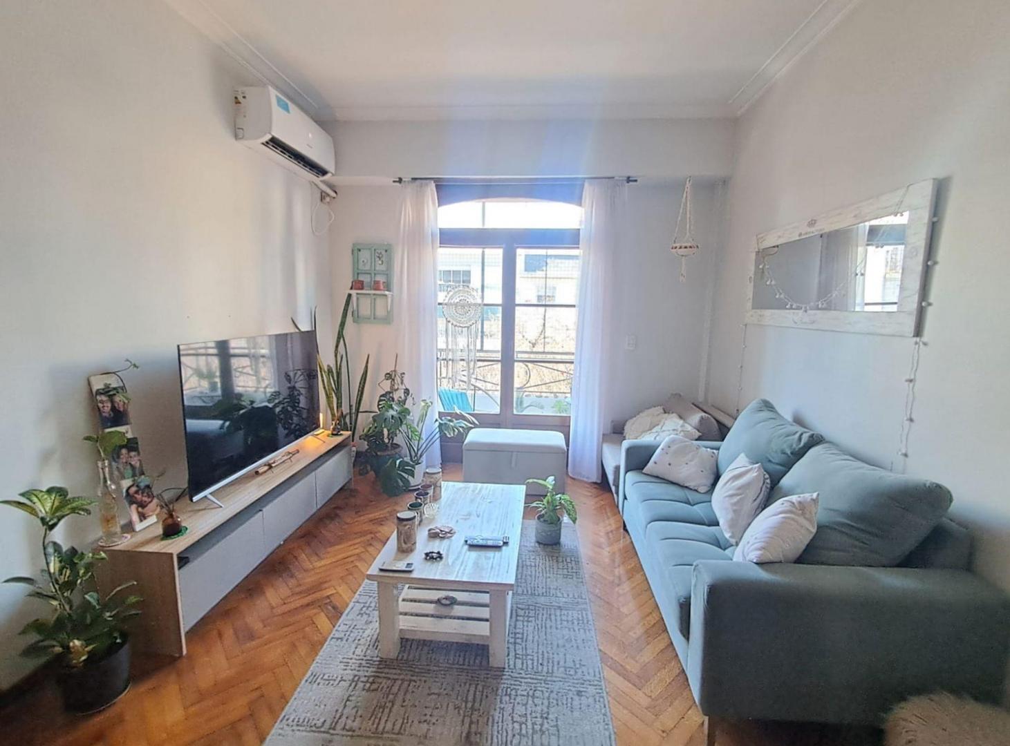 Foto de VENTA SEMIPISO TRES AMBIENTES CABALLITO, imagen 1