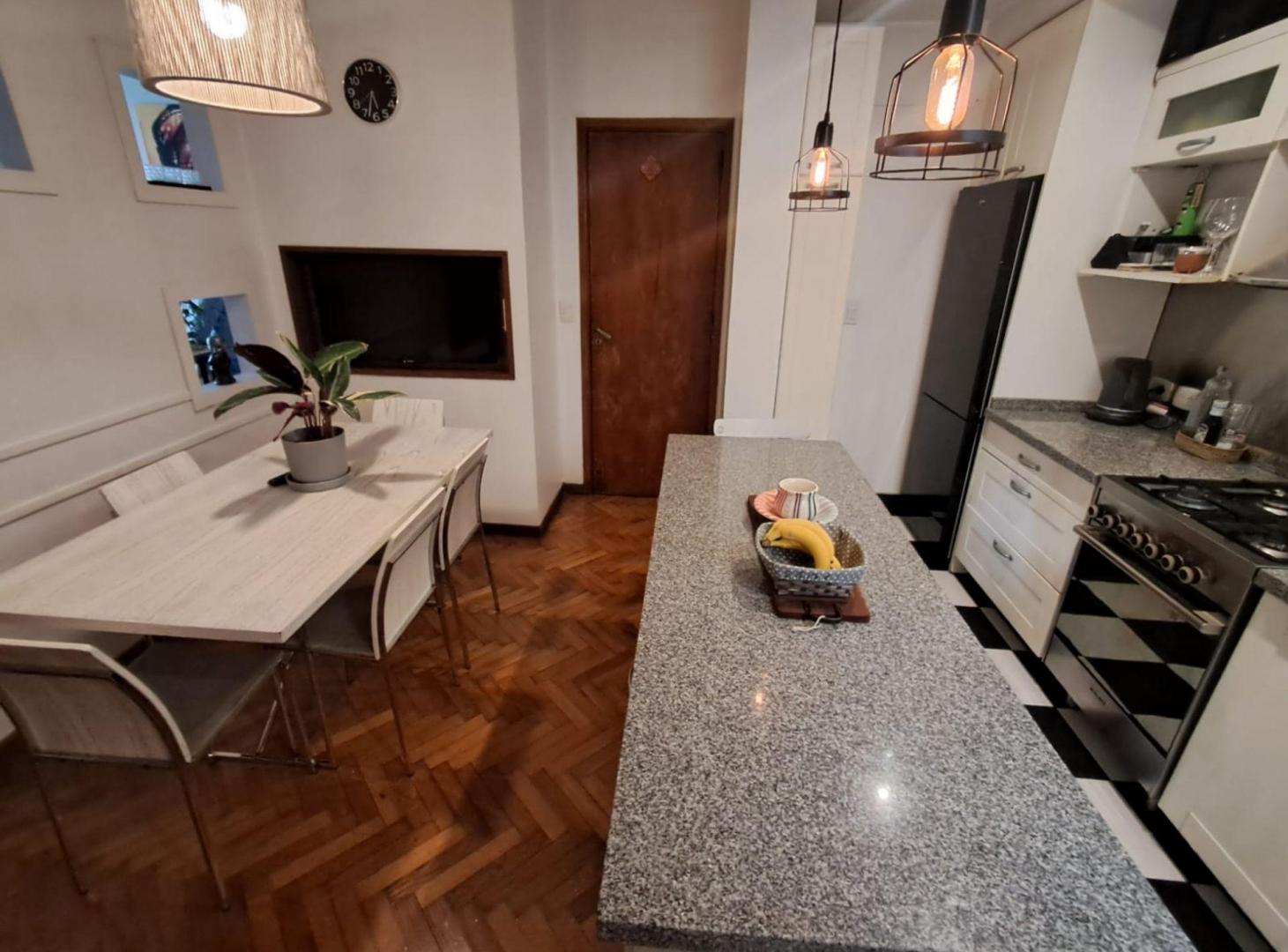 Foto de VENTA SEMIPISO TRES AMBIENTES CABALLITO, imagen 5