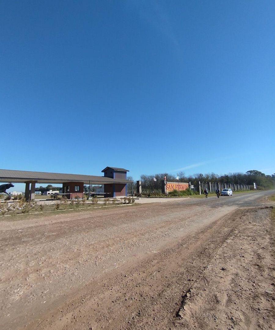 Foto de Venta Lote Terreno Barrio Cerrado San Fermin, imagen 5