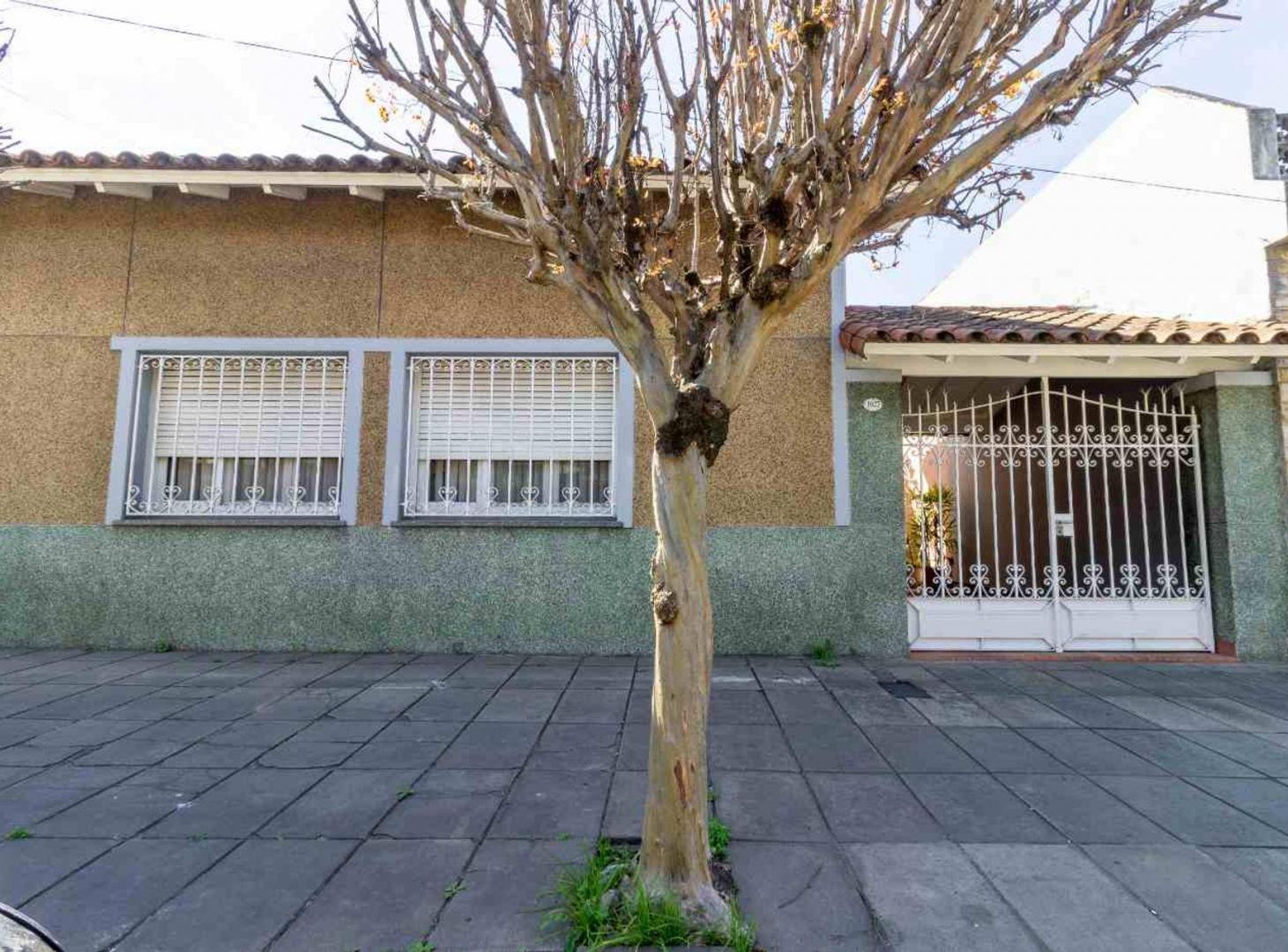 Foto de VENTA CASA 3 AMBIENTES MORON, imagen 2