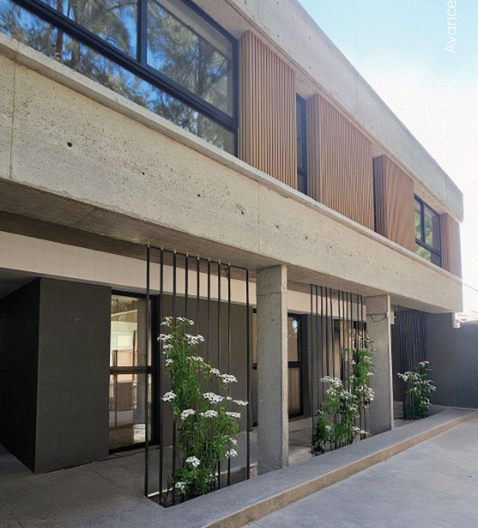 Foto de VENTA CASA TRES AMBIENTE PLANTA BAJA PARQUE LELOIR, imagen 1