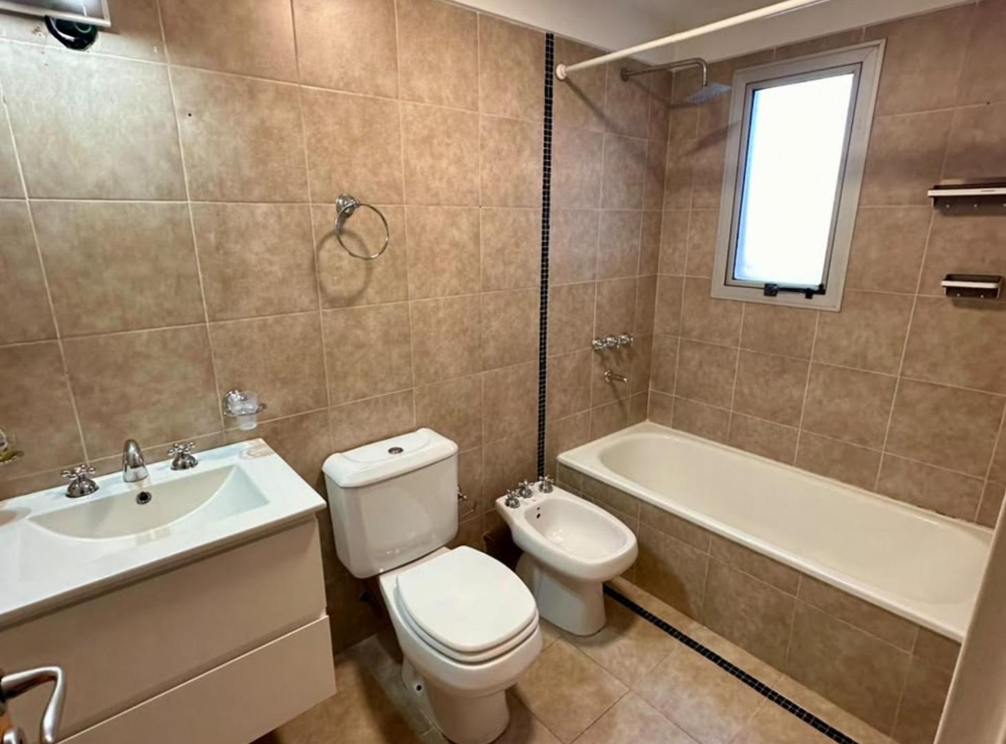 Foto de ALQUILER DEPARTAMENTO 2 AMBIENTES EN MORON, imagen 5