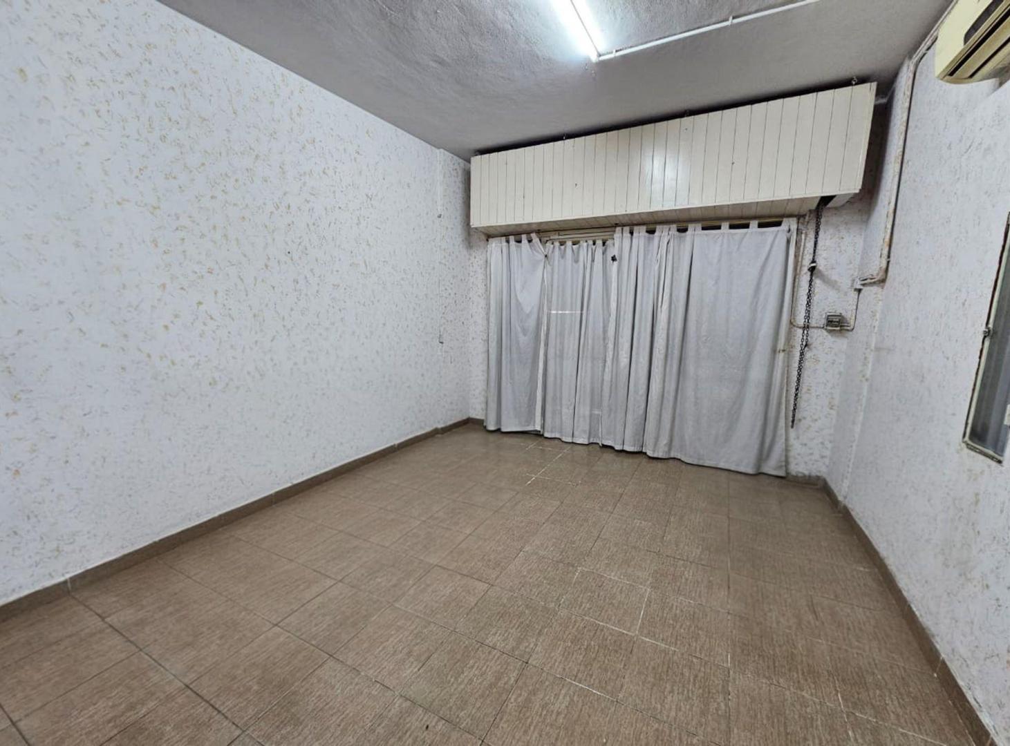 Foto de ALQUILER LOCAL COMERCIAL SOBRE AV DON BOSCO, imagen 1
