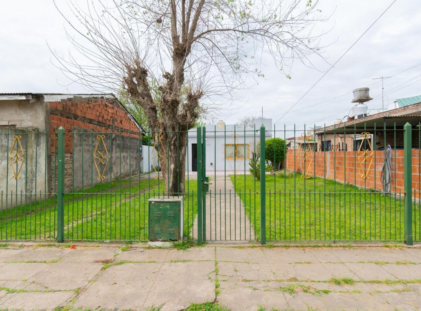 Foto de VENTA CASA 3 AMBIENTES, CASTELAR SUR, imagen 3