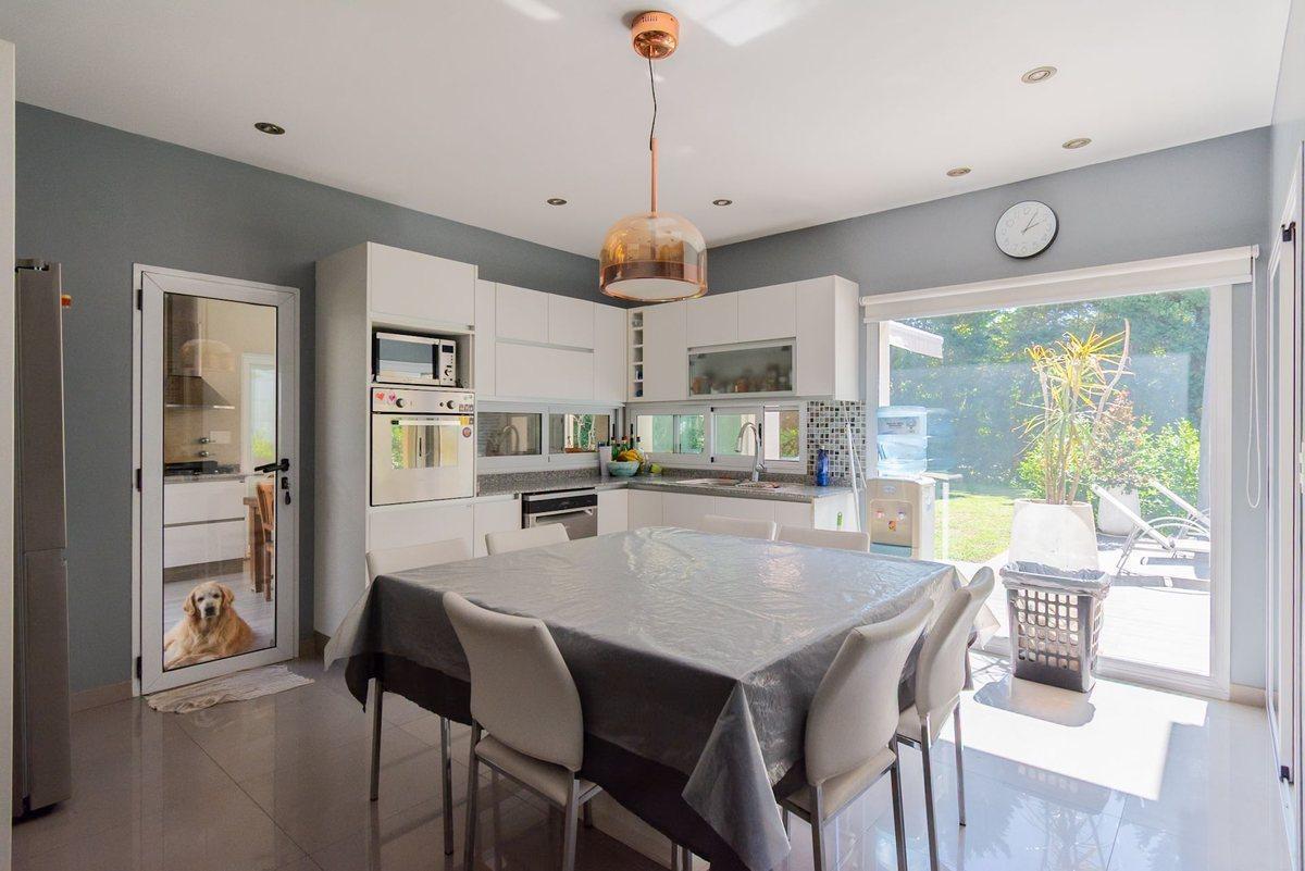 Foto de Venta casa cinco ambientes El Casco de Leloir, imagen 5