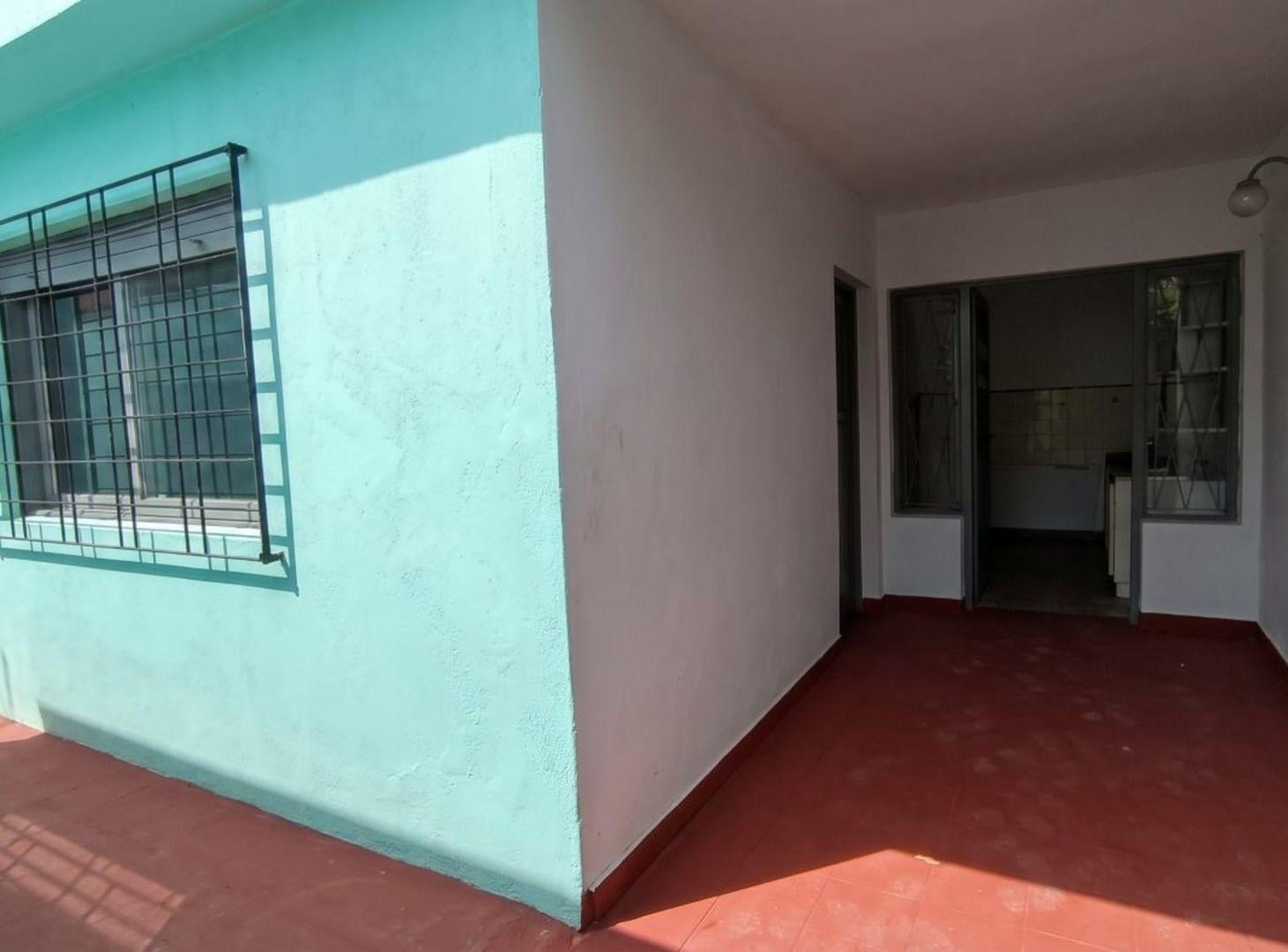 Foto de ALQUILER PH 2 AMBIENTES ITUZAINGO, imagen 1