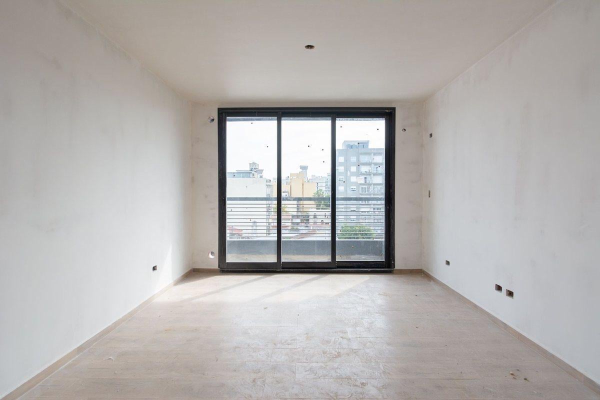 Foto de VENTA DEPARTAMENTO DOS AMBIENTES MORON COCHERA, imagen 3
