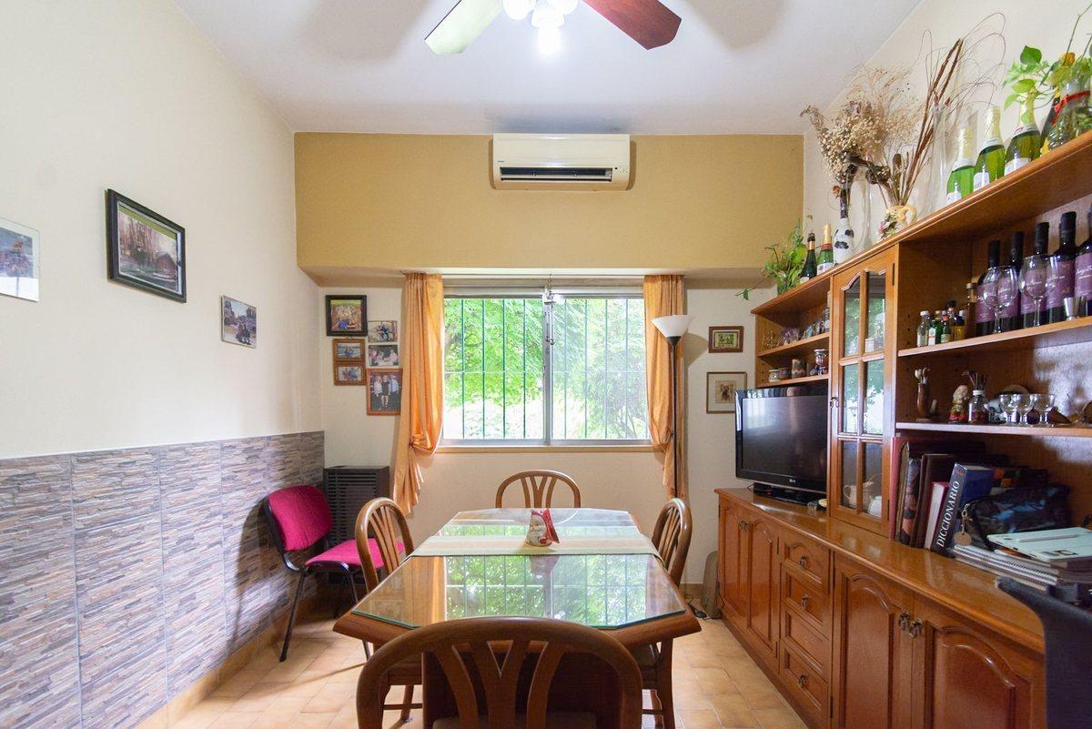 Foto de VENTA CASA 5 AMBIENTES GRAN PARQUE CASTELAR NORTE, imagen 4