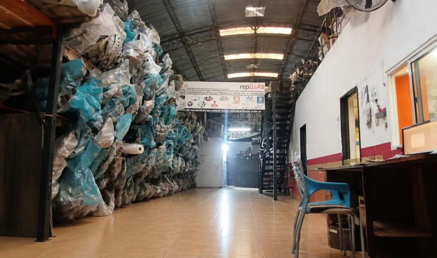 Foto de ALQUILER DEPÓSITO VILLA SARMIENTO EXCELENTE ACCESO, imagen 1