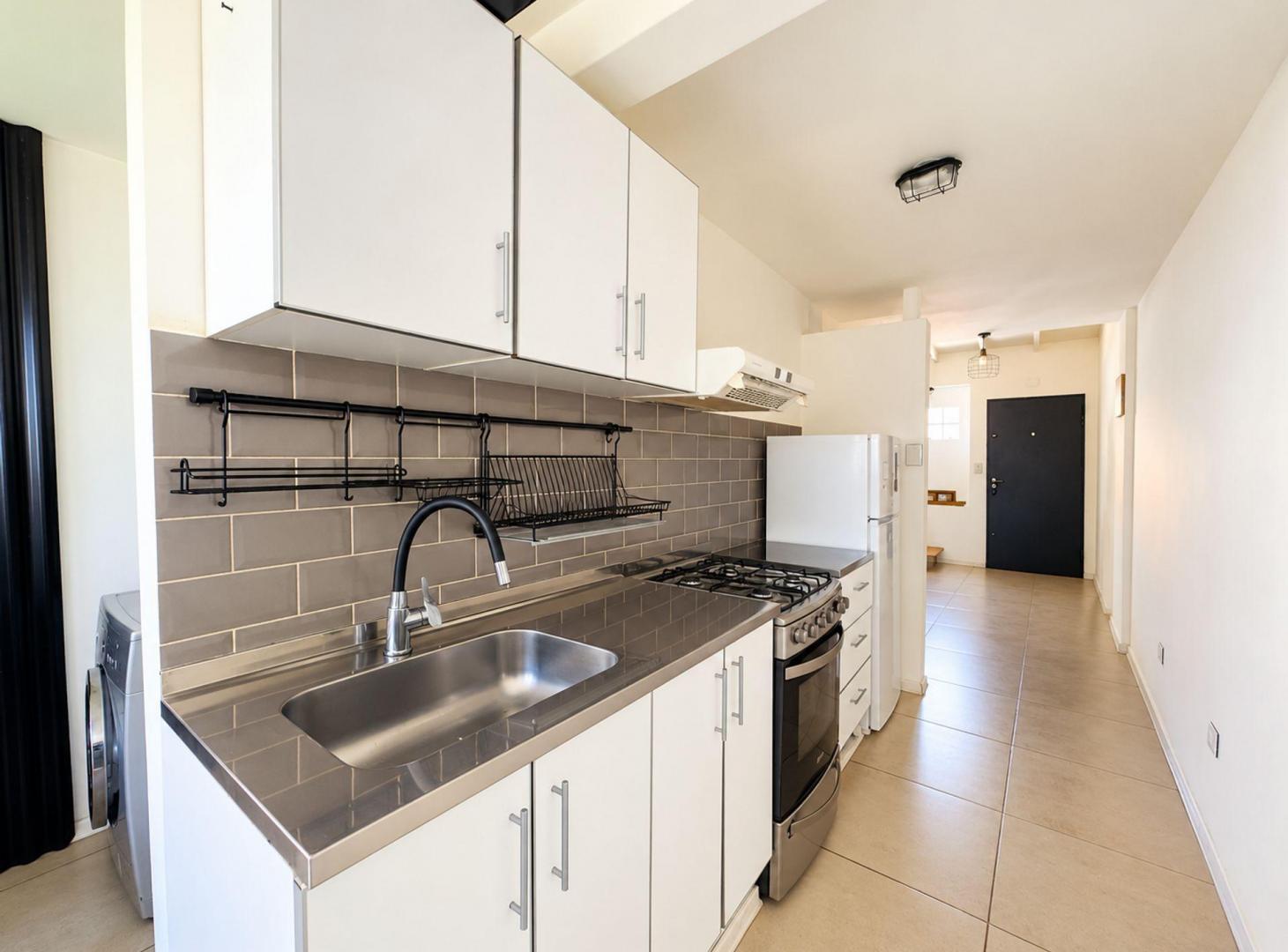 Foto de Alquiler duplex Castelar Norte, gran ubicacion, imagen 4