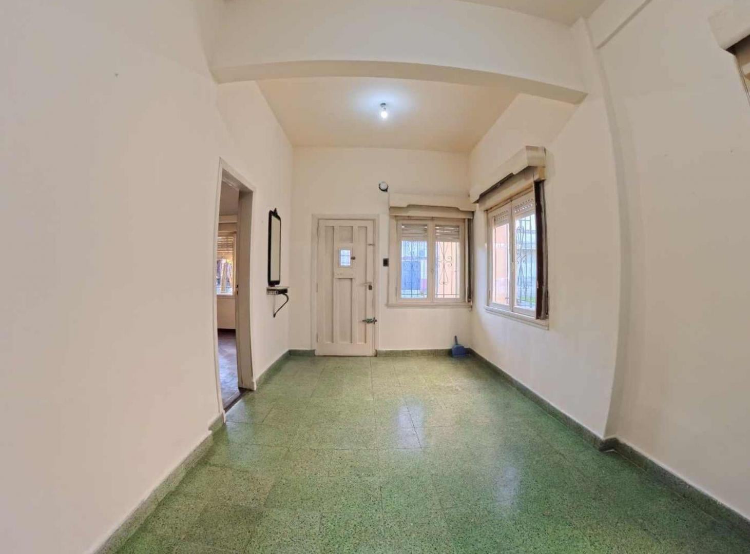 Foto de ALQUILER CASA 4 AMBIENTES CASTELAR MORON!, imagen 2