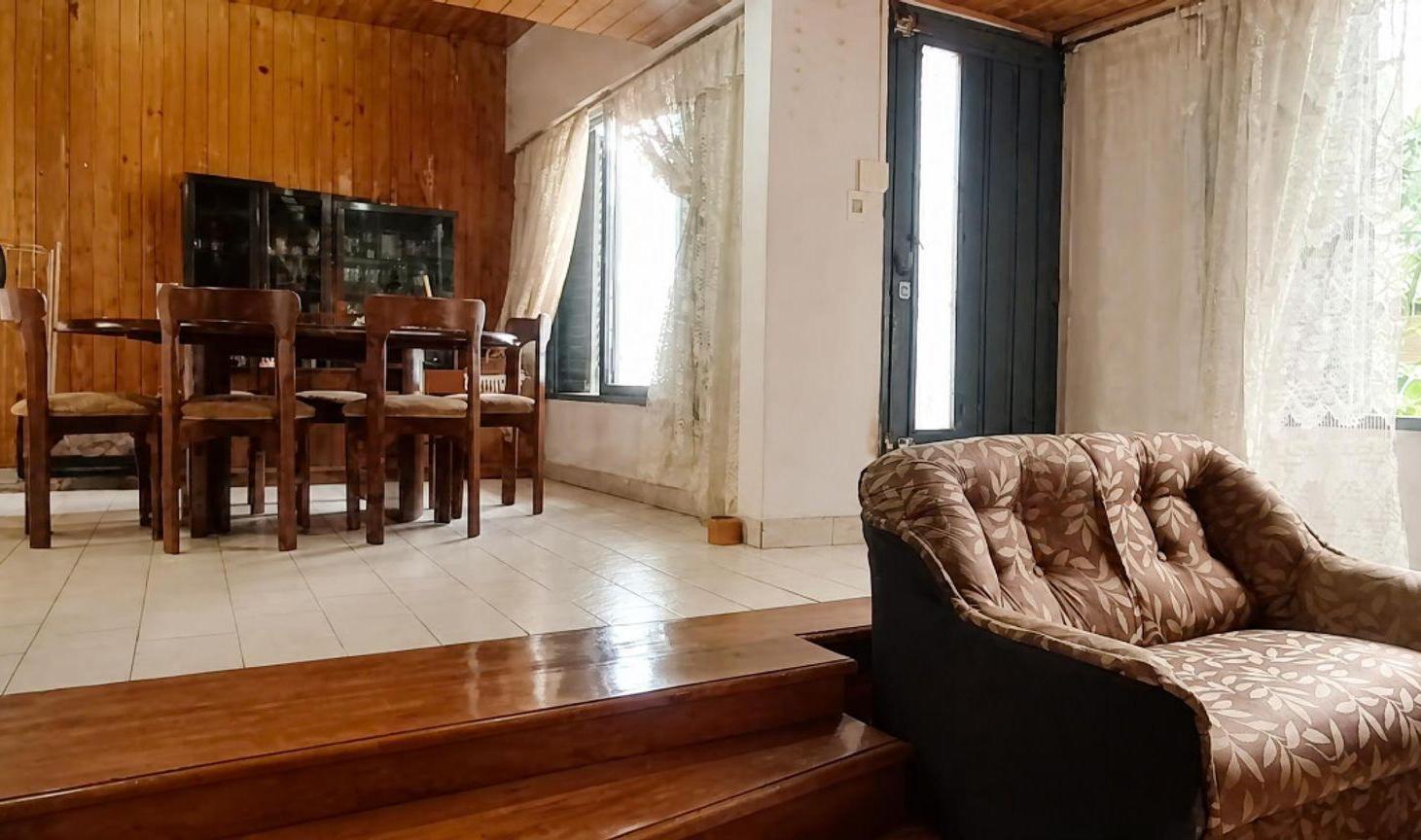 Foto de VENTA CASA 4 AMBIENTES/2 PLANTAS ITUZAINGÓ-JARDIN, imagen 3