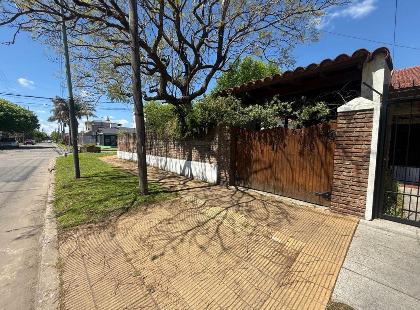 Foto de CASA 4 AMBIENTES EN CASTELAR NORTE, imagen 3