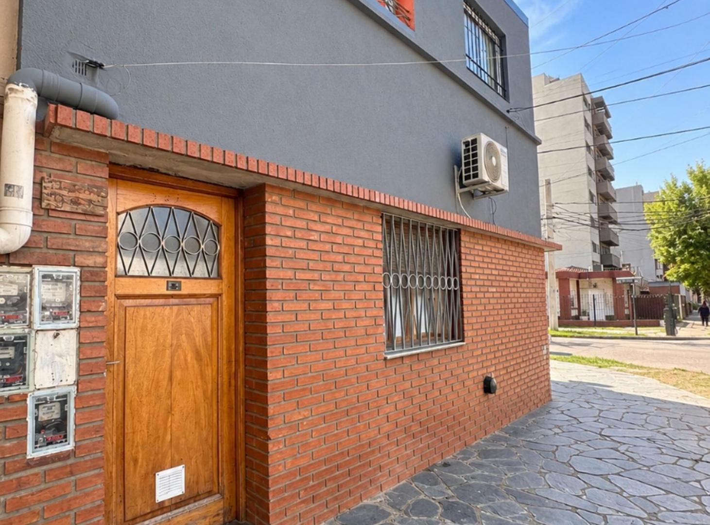 Foto de VENTA PH 3 AMBIENTES MORON APTO CREDITO, imagen 1