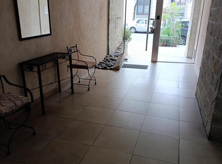 Foto de VENTA DEPARTAMENTO 3 AMB CABALLITO C/FTE LAVADERO 2 PATIOS - PARRILLA, imagen 5