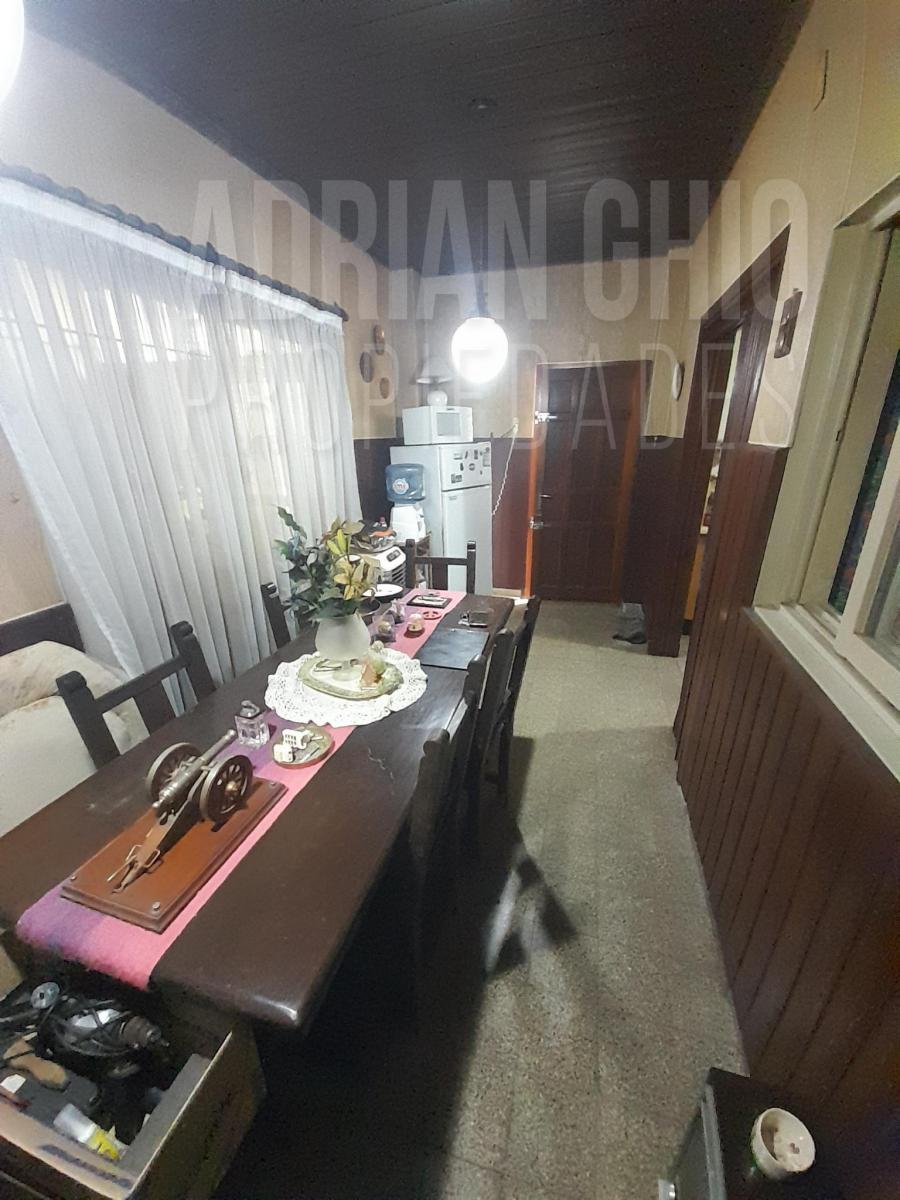 Casa en PH en venta de 3 dormitorios, en calle 118 entre 68 y 69 de La Plata.