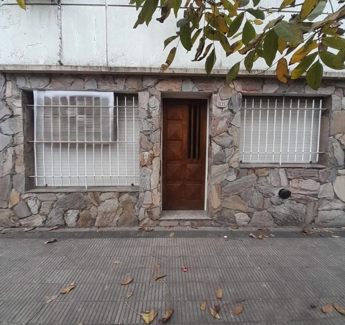 Alquiler de Departamento de 2 dormitorios en 69 e/ 17 y 18 de La Plata. 3