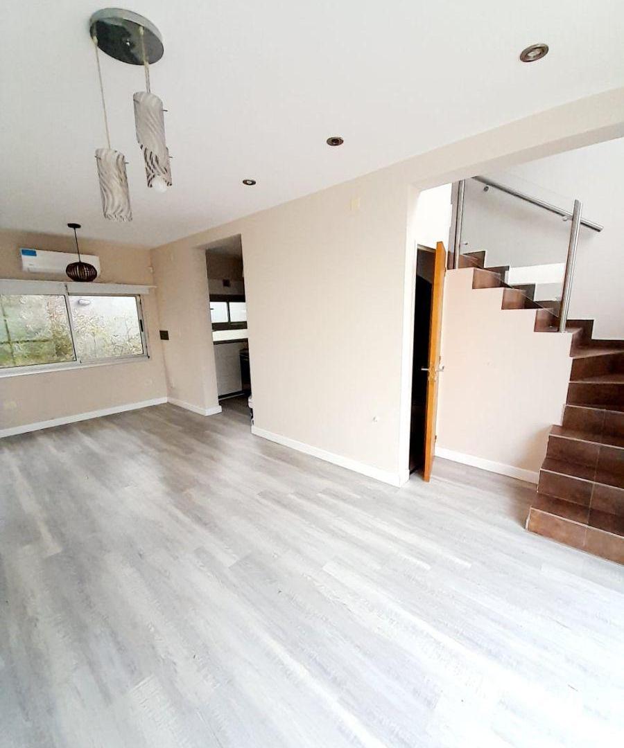 Foto de Alquiler de Departamento tipo duplex en calle 489 e/ 27 y 28 de Gonnet., imagen 4