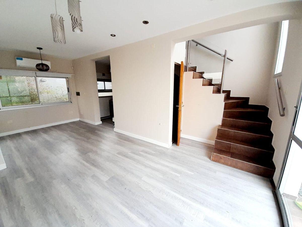 Foto de Alquiler de Departamento tipo duplex en calle 489 e/ 27 y 28 de Gonnet., imagen 3