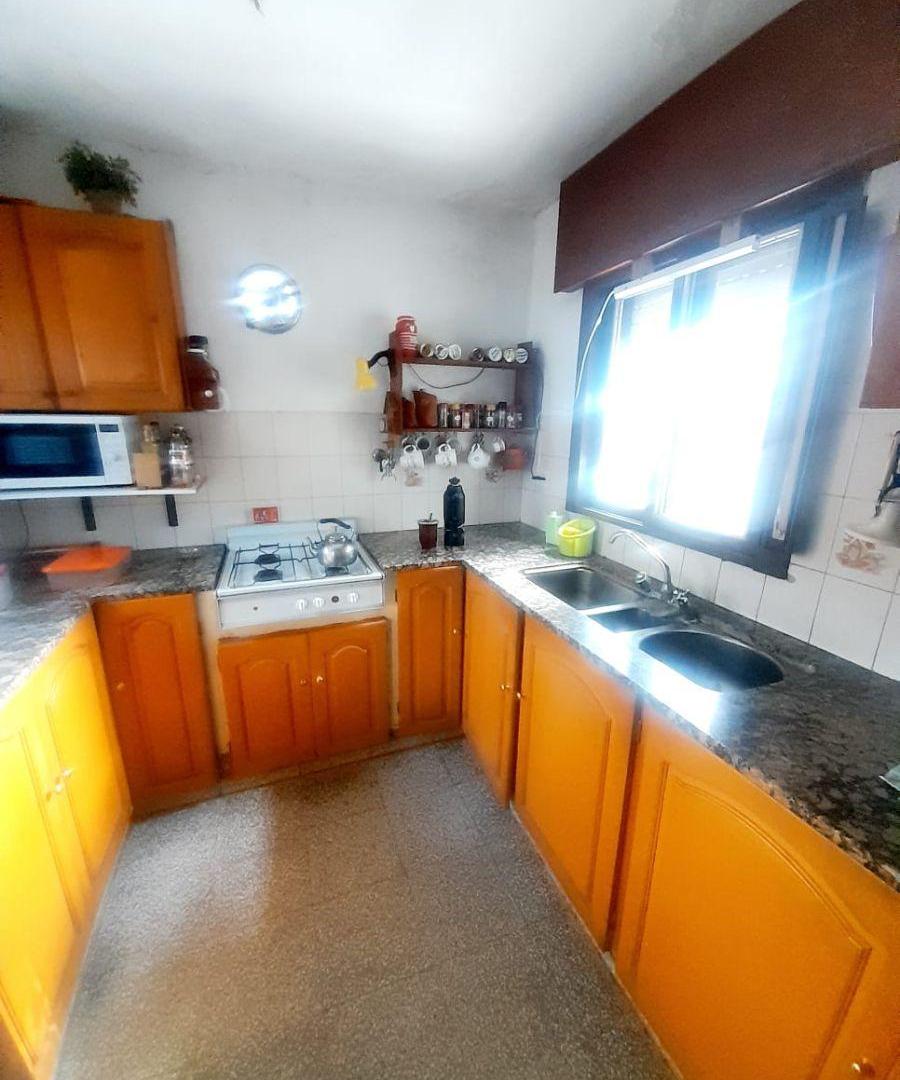 Foto de Casa en Venta de 3 dormitorios en calle 4 e/ 76 y 77 de La Plata., imagen 1