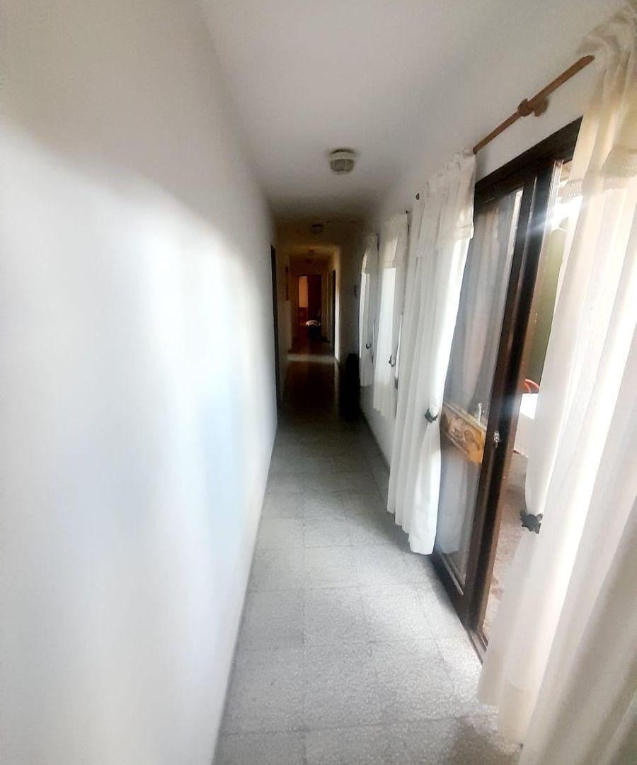 Foto de Casa en Venta de 3 dormitorios en calle 4 e/ 76 y 77 de La Plata., imagen 2