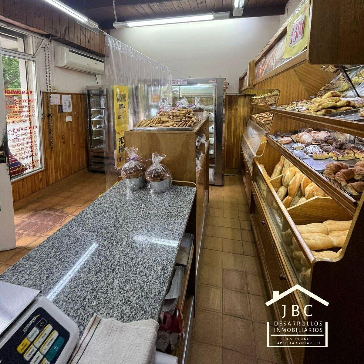 Venta Lotes Ideal Para Desarrollo o Panadería en Funcionamiento. 2
