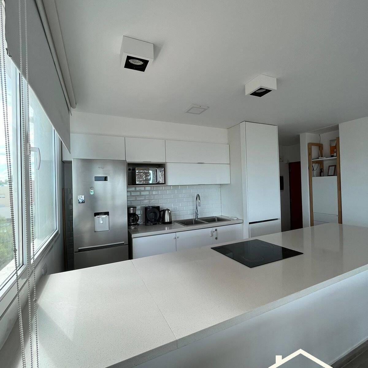 Departamento en Venta, en Monte Hermoso Tres Dorm. Av Costanera 664 1