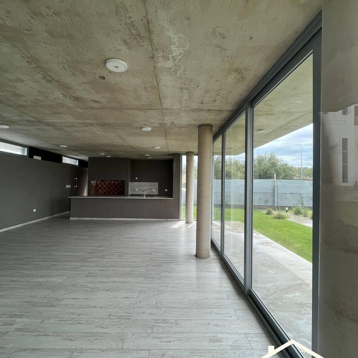 Foto de VENTA, MONTE HERMOSO DEPARTAMENTO A ESTRENAR, 2 DORMITORIOS, FRENTE AL, imagen 2