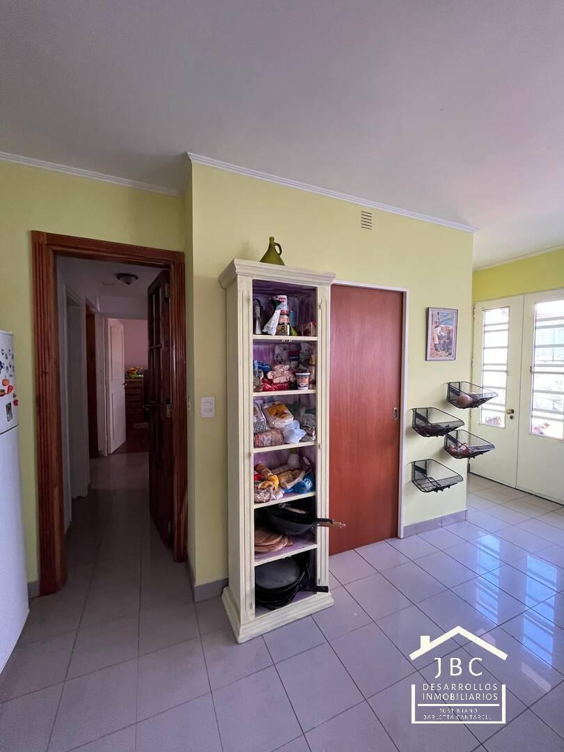 Venta, Casa en Palihue, San Andres 178, Bahia Blanca. 4