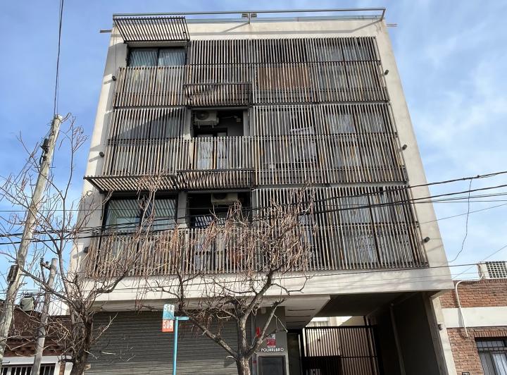 VENTA DEPARTAMENTO DE UN DORMITORIO EN CALLE ESTOMBA 1086 1