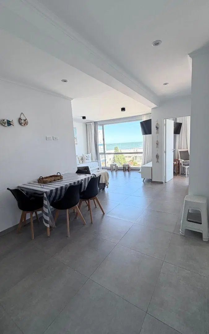 Venta departamento de un dormitorio, a una cuadra de la playa. 4