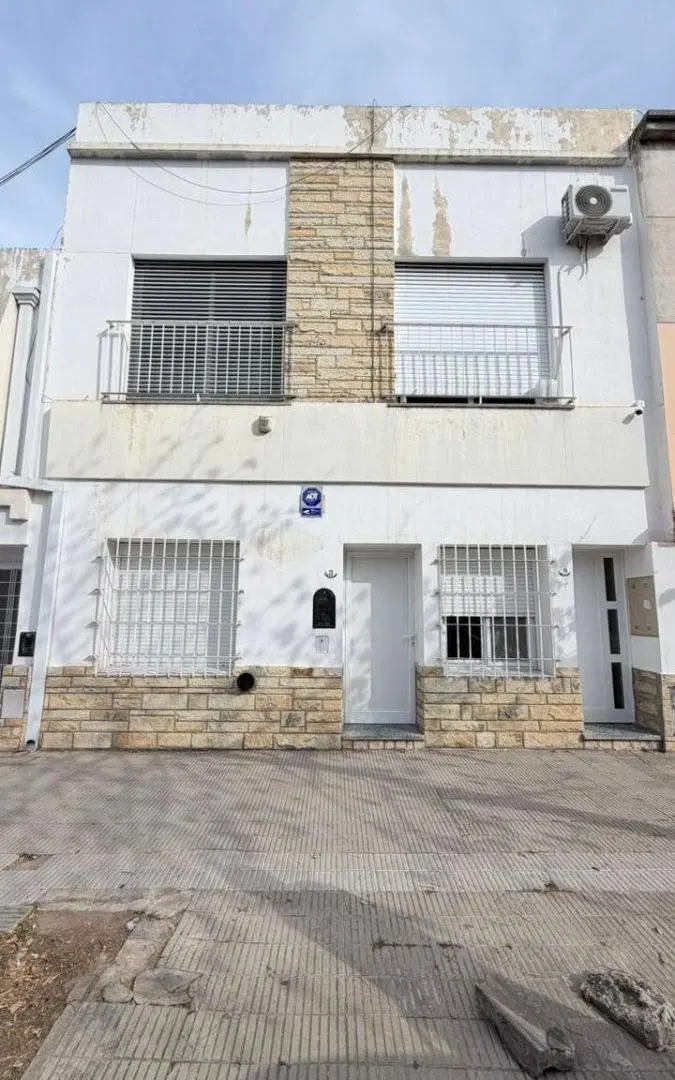 VENTA CASA EN ALTOS 2 DORMITORIOS SANTA FE 19 BAHIA BLANCA 2