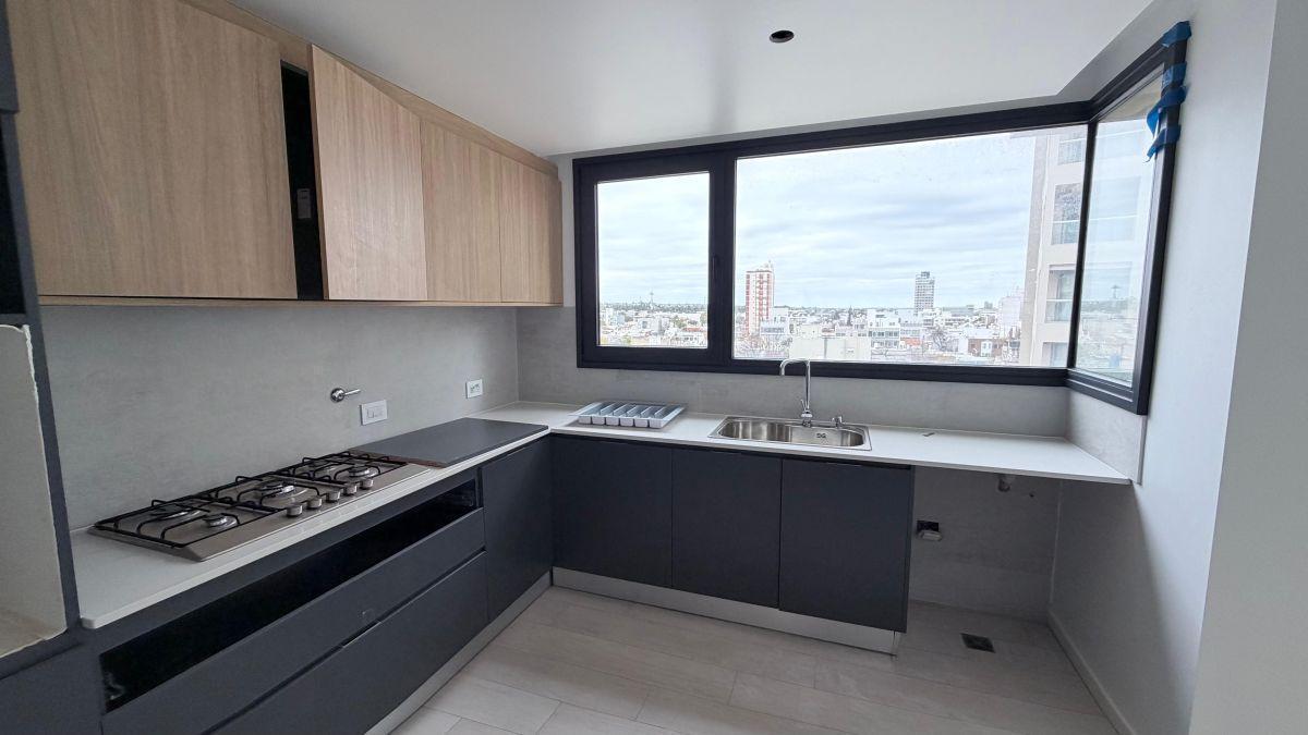 Foto de VENTA EXCLUSIVO PISO EN CALLE YRIGOYEN 548, imagen 1
