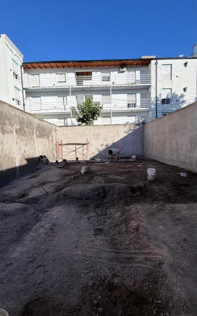 Foto de Casa/Terreno con CONSTRUCCION A TERMINAR EN BARRIO NAPOSTA, imagen 5