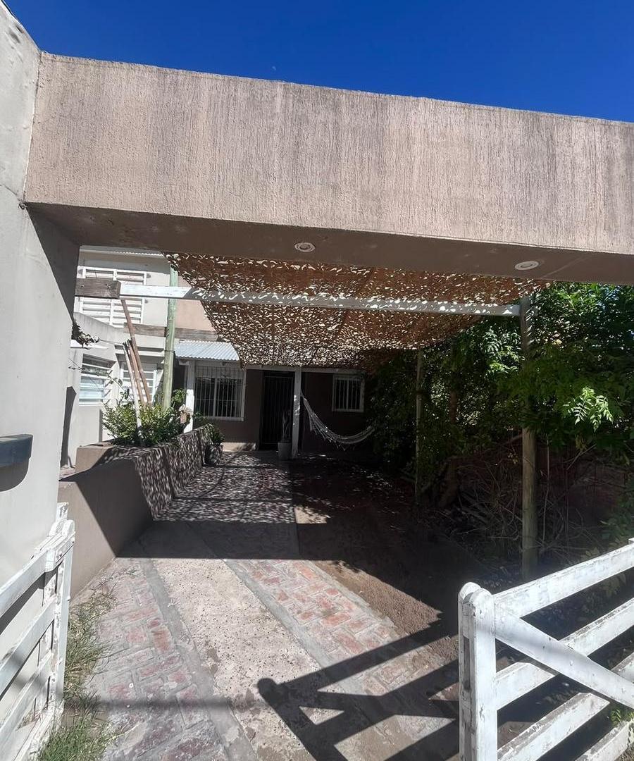 Foto de VENTA COMPLEJO DE DOS DUPLEX A 50 MTS DEL MAR MONTE HERMOSO, imagen 4