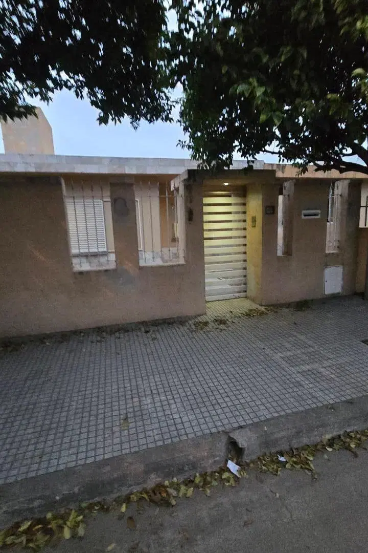 VENTA Casa 3 dorm B Residencial America 5