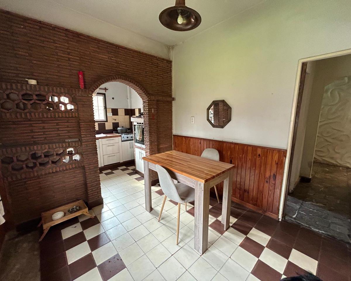 Venta Casa 5 Ambientes con Parque. San Miguel 4