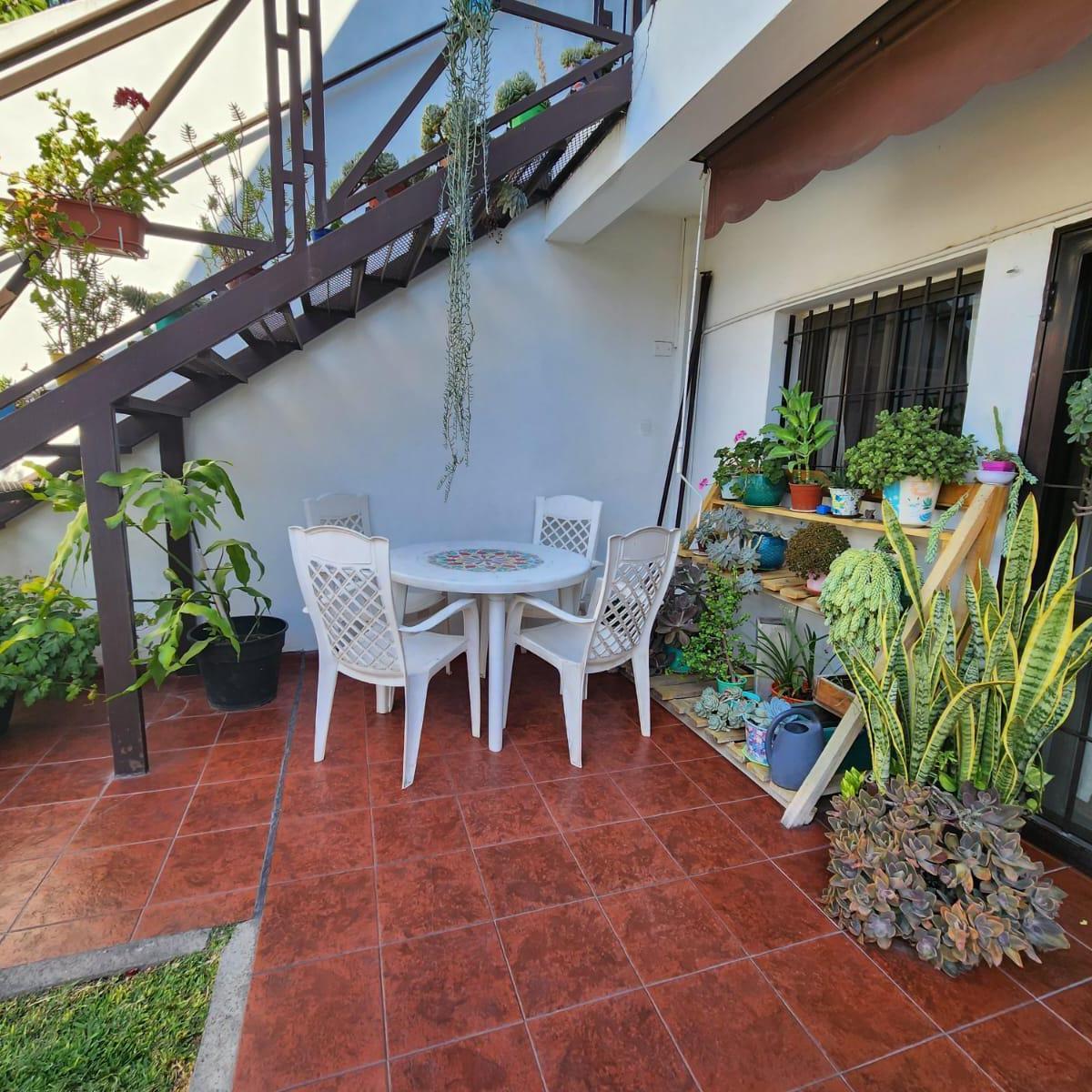 Venta Dos Casas con Quincho y Cocheras - San Miguel Centro 3