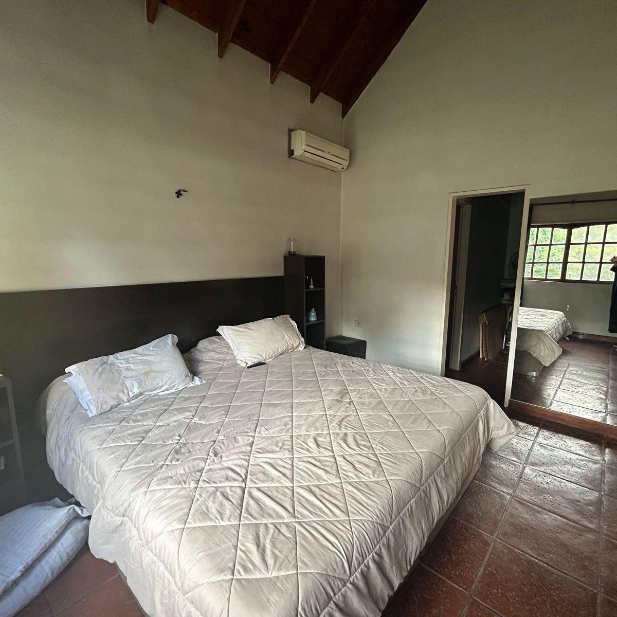 Venta casa 5 ambientes con galeria y pileta - Barrio Parque Peró, Del Viso