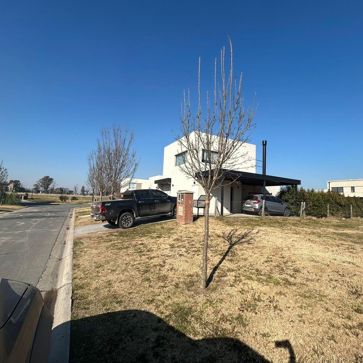 Venta lote interno 490mts2 en Barrio Privado Santo Tomas